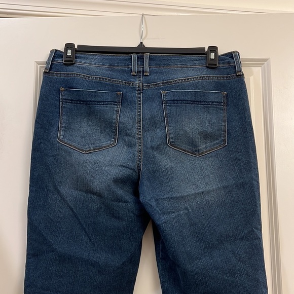 Bandolino ladies jean shorts - Picture 5 of 8